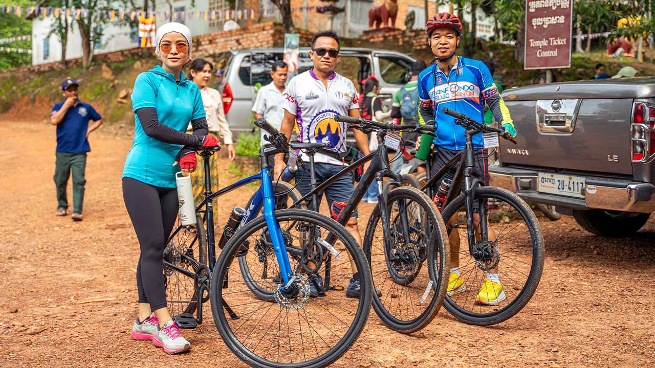 Bicycling Tour in Siem Reap